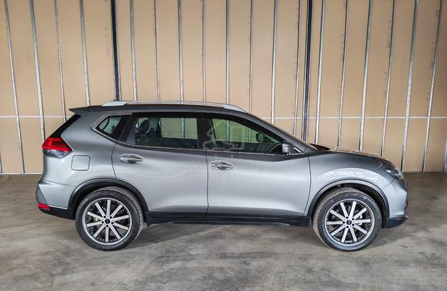 NISSAN X-TRAIL 2.0 MID / ORI mileage/ SERVIS REKOD - 3