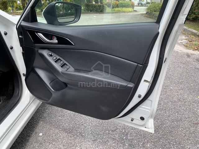 2014 Mazda 3 2.0 (A)Skyactiv Sunroof Paddle Shift - 2