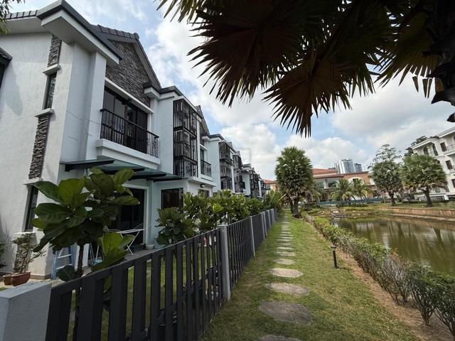 Lakeside Unit Jewel of Grasmere 2-storey Setia Eco Glades Cyberjaya 1