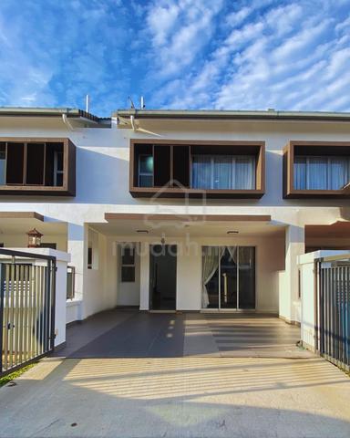 Starling, Bandar Rimbayu - 2 Storey Terrace House (Below Market Value) 1