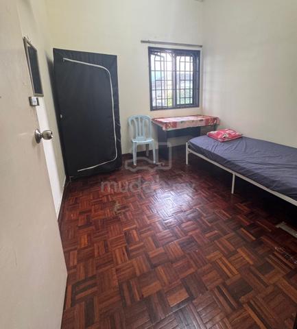 Room for Rent Subang Taipan (Female Only) 1