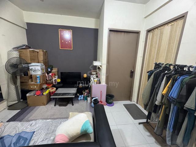 Kuching Citymall double storey intermediate corner for sale 1