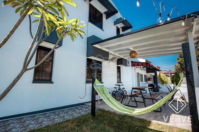 Freehold 2-Storey Semi-D Corner Lot For Sale 1