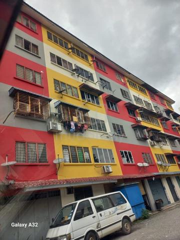 Taman Impian Indah Apartment (Balakong) 1