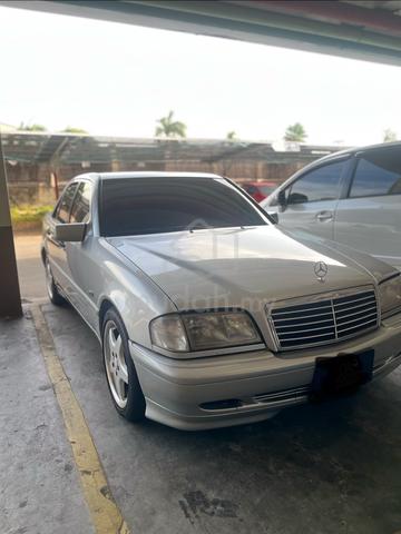 1995 Mercedes Benz 200E 2.0 (A) - 1