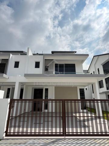 Horizon Hills 3 Storey Cluster Bukit Indah G&G 1