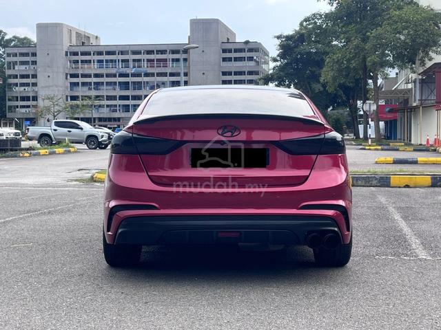 2017 Hyundai ELANTRA 1.6 PREMIUM (A) FULL LOAN - 4