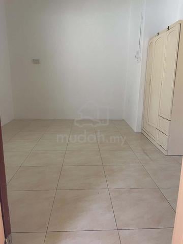 Master room near CIQ 1