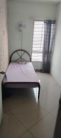 Nice Single Room Window, Male, Seri Puteri Condo, 1Min Cheras lrt 1