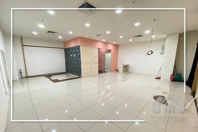One Borneo Hypermall Retail Shop | Ground floor | Sepanggar | UMS | Kk 1