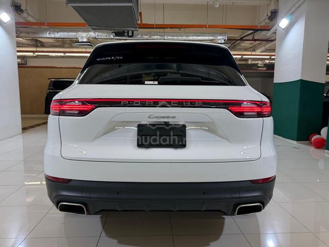 2022 Porsche CAYENNE 3.0 PDLS/ P/ROOF/ F/SPEC - 4
