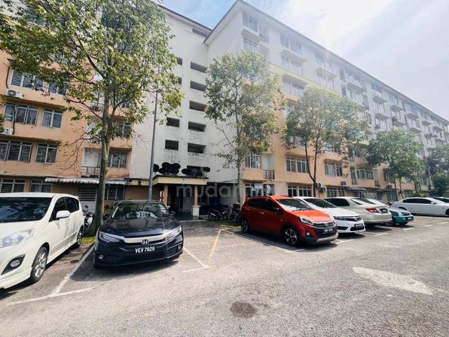 Apartment Taman Topaz 1