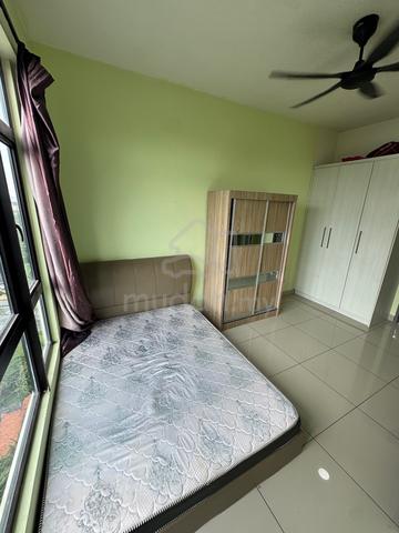 citywood master room for rent / near HSA / near danga bay / 10Min+ ciq 1