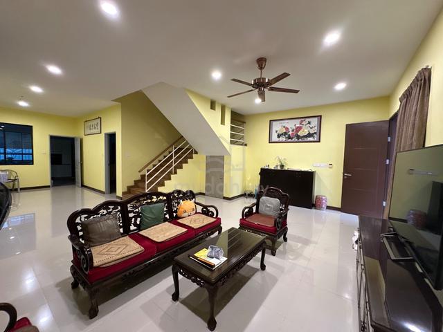 Taman Putra Pogun 3 Storey Corner Terrace House Bukit Padang For Sale 1