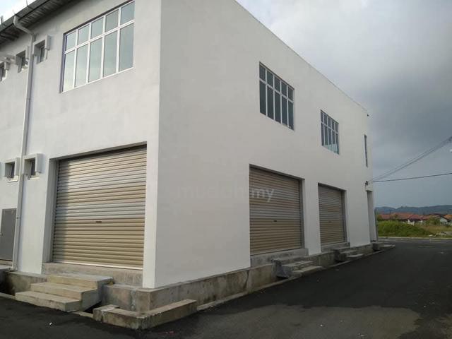 shop level2 for rent 1