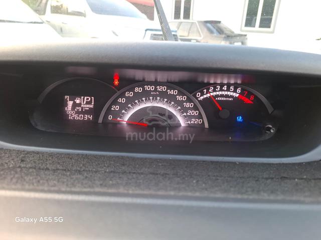 Perodua ALZA 1.5 SE (A) 2014 - 5