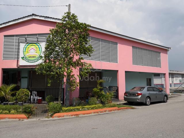 BANDAR BUKIT RAJA JALAN SUMAZAU 3, 2 STOREY Shop Lot 1