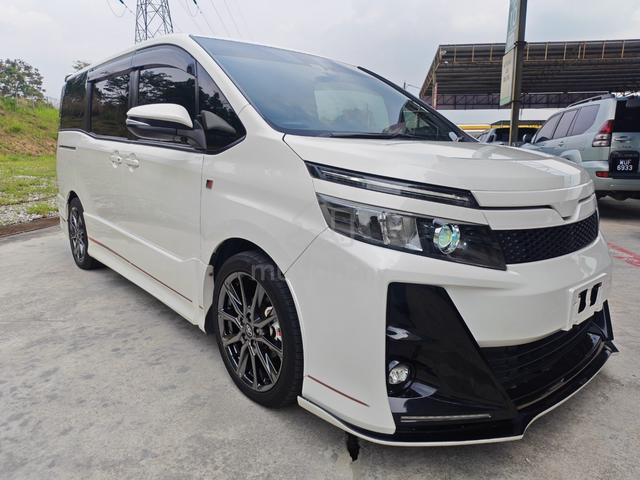 2018 Toyota VOXY GR SPORT 2.0 (A) - 3