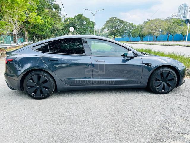 2025 Tesla MODEL 3 PREMIUM RWD HIGHLAND FACELIFT - 4