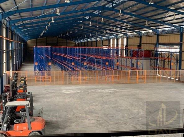 Klang Warehouse freehold 42 ft ceiling height 1500 amp value buy 1