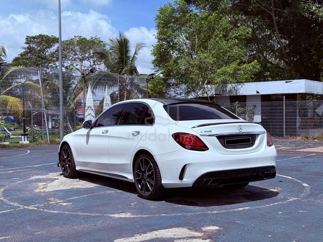 2019 Mercedes Benz C300 2.0 AMG LINE (CKD) (A) - 3