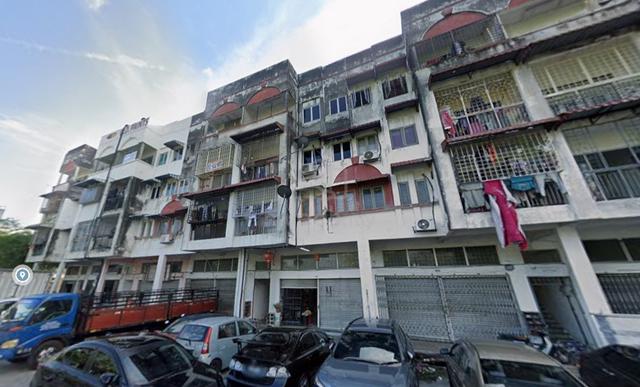 Shop Apartment Taman Puchong Intan 1