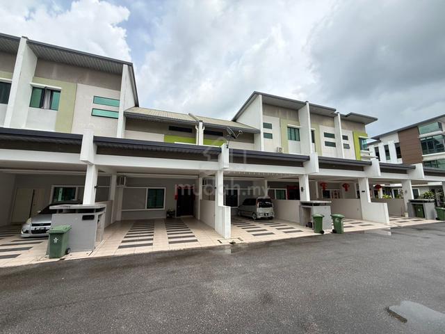 Aurora Height Moyan Townhouse for sale 1