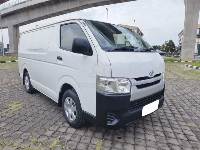 2021 Toyota Hiace 2.5 (M) Panel Van Diesel Engine - 3
