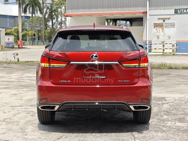 Black Seat ✅ Panroof ✅ 2022 Lexus RX300 F SPORT - 4