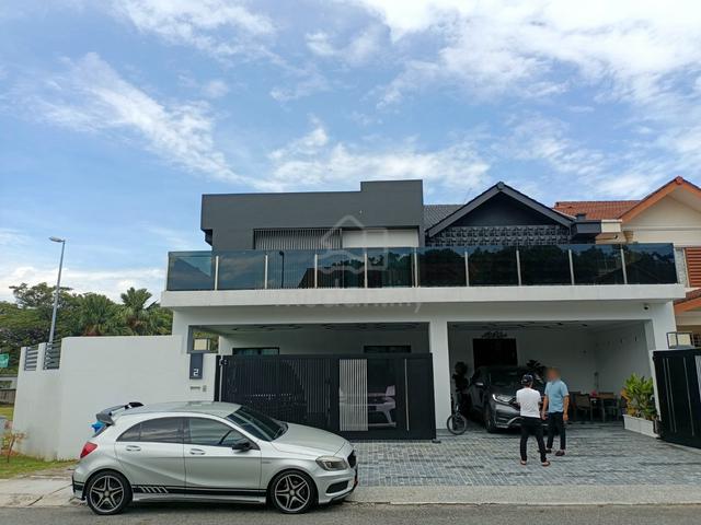 [LUXURY RENOVATED 1 MILLION ++ ] Corner Lot 2 Storey Setia Alam 1