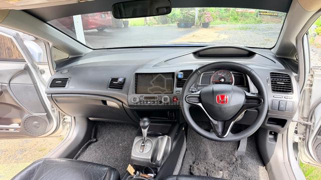 Honda CIVIC 1.8 S FD FACELIFT (A) - 2