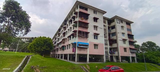 Mahkota Cheras Flat 1