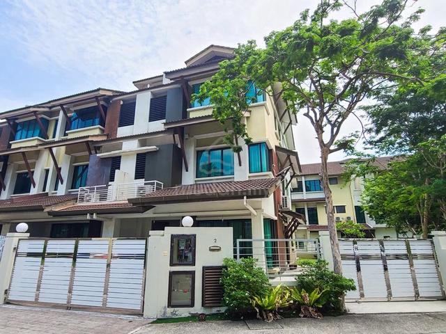Southbay residence triple stry gated & guarded corner 1