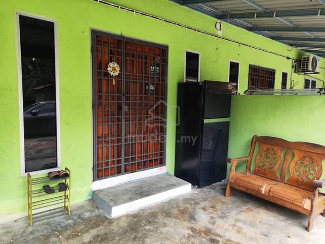 Rumah Sewa (Kampung Sijangkang, Telok Panglima Garang) 1
