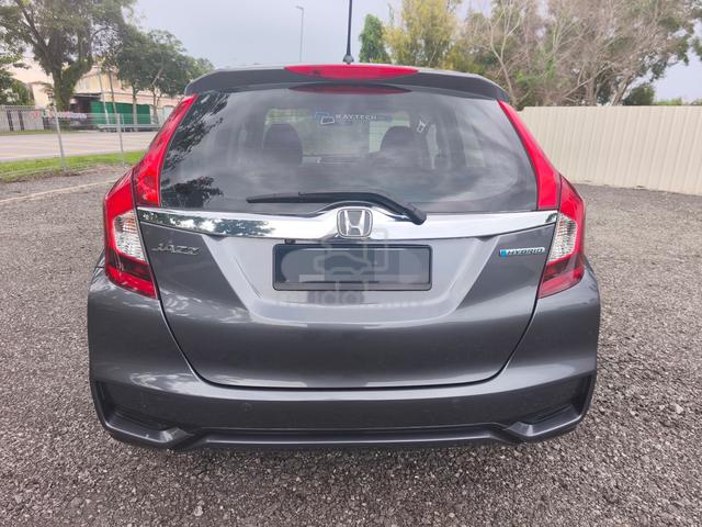 2017 Honda JAZZ 1.5 HYBRID (A) - 4