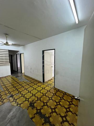 Pangsapuri Sri Tanjung USJ 16 Subang Jaya untuk dijual Murah 1