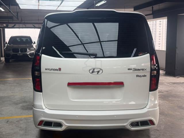 2017 Hyundai GRAND STAREX 2.5 Facelift 15kM Only ! - 5
