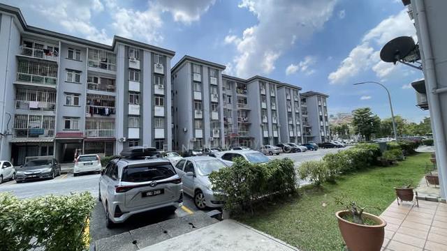Goodyear Court 6 1