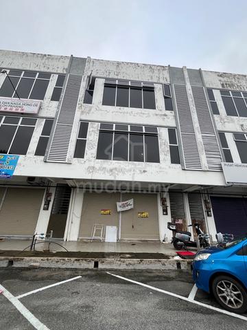 3 Storey Shoplot Jalan Semantan Indah Temerloh Mentakab Pahang 1