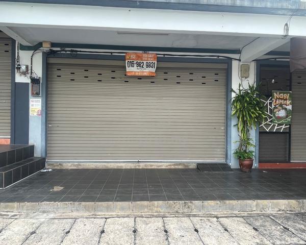 IM 15 Single Story Shoplot 1