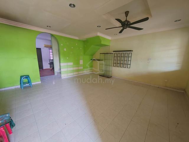 FACING OPEN! FULL LOAN! Taman Klang Utama Double Storey House 18x55 1