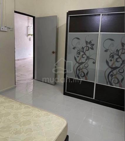 bilik sewa director owner 1