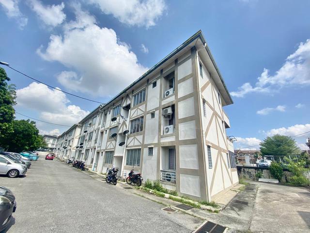Apartment Taman saga emas Kajang 1