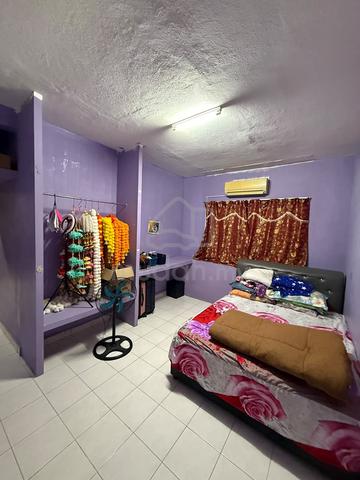 Selesa Puteri Condominium 1