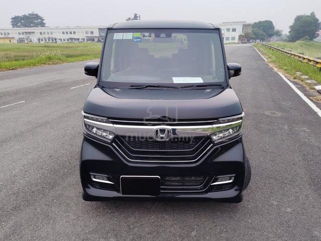 2017 Honda N BOX 0.7 CUSTOM G (A) - 4