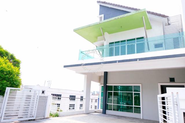 CORNER LOT Semi Detach House Taman Damai Mewah Kajang 1