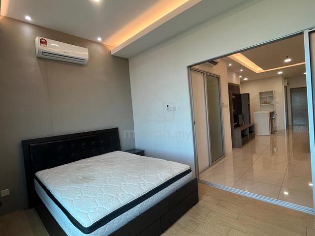 Manhattan Suites @ ITCC 1