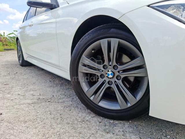 2014 Bmw 320i SPORTS (CKD) 2.0 (A) loan kedai - 4