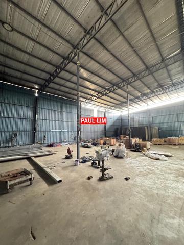 WAREHOUSE RENT At TAMBUN 8000 SQFT WORTH RENT LAND AREA 32300 SQFT 3