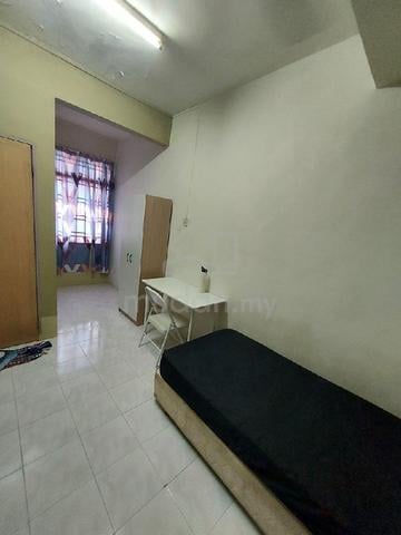 Bilik Sewa Ada Wifi Dekat Htaa Kuantan 1